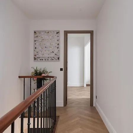Apartment Oniri - Serviced In Le Marais - Rue Du Roi De Sicile